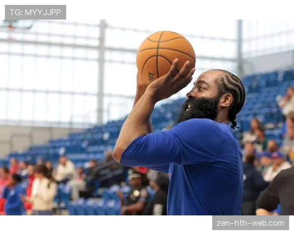 哈登训练完顺手买了辆法拉利，油钱比你房租还贵